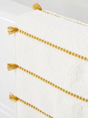 West Elm Tassel Stripe Bath Mat - Cream with Mustard Stripe 20 x 34 inches